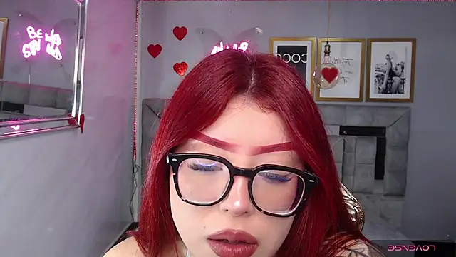 Snapshot of Red_Bunny_v chatting on 16, 2, 2026 Red Bunny v online show from 16, 2, 2026