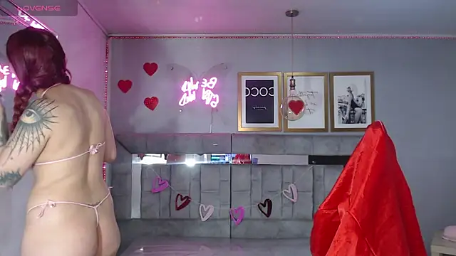 Snapshot of Red_Bunny_v chatting on 21, 2, 2026 Red Bunny v online show from 21, 2, 2026