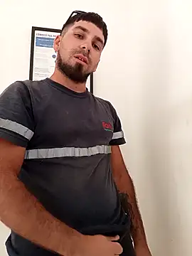 Lushakuiron1 online show from 16, 12, 2025