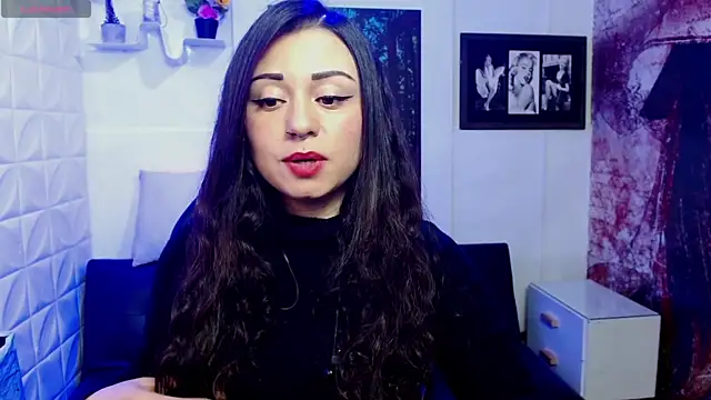 Snapshot of Eva_Roussell chatting on 3, 10, 2025 Eva Roussell online show from 3, 10, 2025