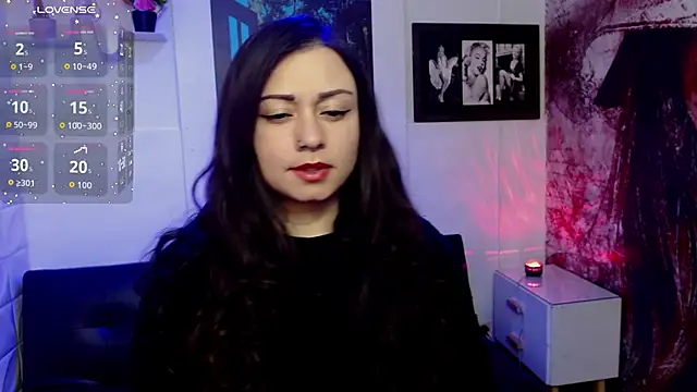 Snapshot of Eva_Roussell chatting on 14, 10, 2025 Eva Roussell online show from 14, 10, 2025