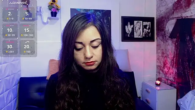 Snapshot of Eva_Roussell chatting on 15, 10, 2025 Eva Roussell online show from 15, 10, 2025