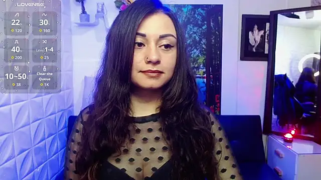 Snapshot of Eva_Roussell chatting on 20, 10, 2025 Eva Roussell online show from 20, 10, 2025