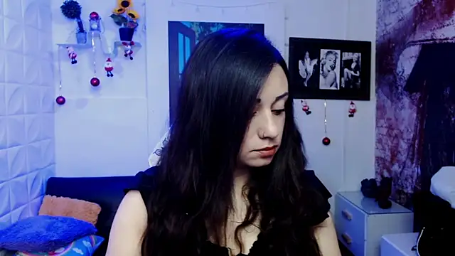 Snapshot of Eva_Roussell chatting on 14, 1, 2026 Eva Roussell online show from 14, 1, 2026