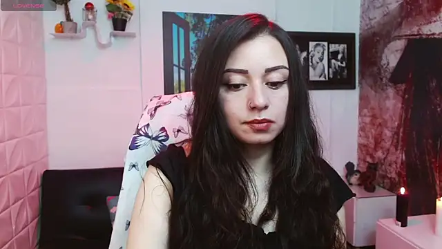 Snapshot of Eva_Roussell chatting on 7, 2, 2026 Eva Roussell online show from 7, 2, 2026