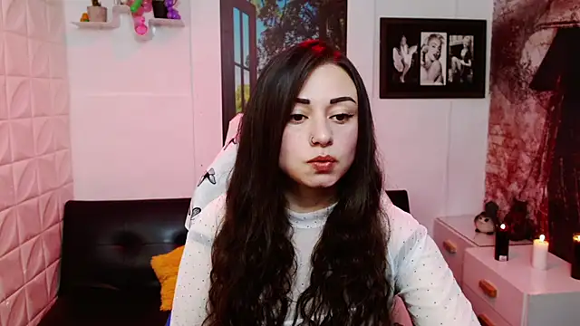 Snapshot of Eva_Roussell chatting on 11, 2, 2026 Eva Roussell online show from 11, 2, 2026