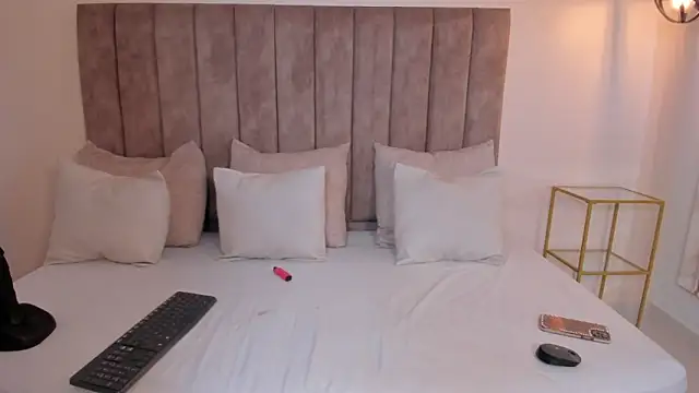 amber colliiins online show from 24, 11, 2025