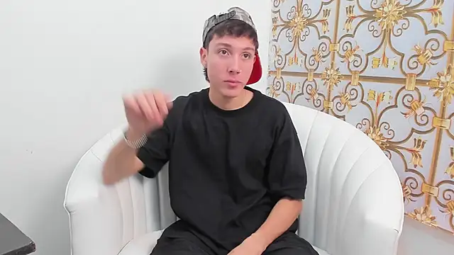 LittleDanny  online show from 19, 11, 2025