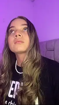 Snapshot of AnnyLopezzz_ chatting on 3, 2, 2026 AnnyLopezzz online show from 3, 2, 2026