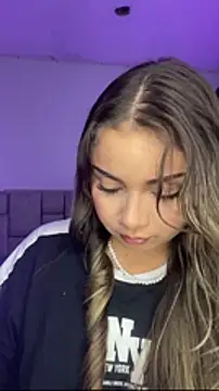 Snapshot of AnnyLopezzz_ chatting on 14, 2, 2026 AnnyLopezzz online show from 14, 2, 2026