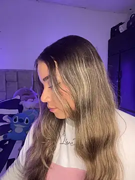 Snapshot of AnnyLopezzz_ chatting on 24, 2, 2026 AnnyLopezzz online show from 24, 2, 2026