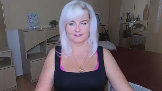 Snapshot of Vina_Vision chatting on 27, 9, 2025 Vina Vision online show from 27, 9, 2025