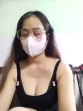 HELEN686 online show from 13, 9, 2025