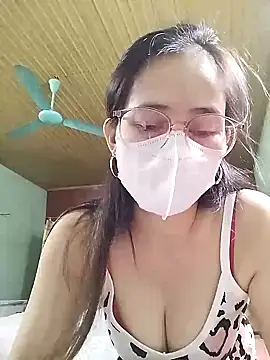 HELEN686 online show from 4, 10, 2025