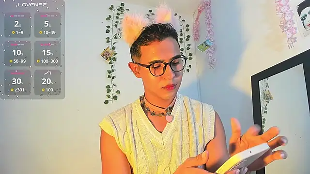 Snapshot of cute_sammy_1 chatting on 26, 9, 2025 cute sammy 1 online show from 26, 9, 2025