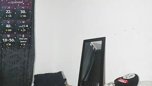 Snapshot of cute_sammy_1 chatting on 9, 10, 2025 cute sammy 1 online show from 9, 10, 2025