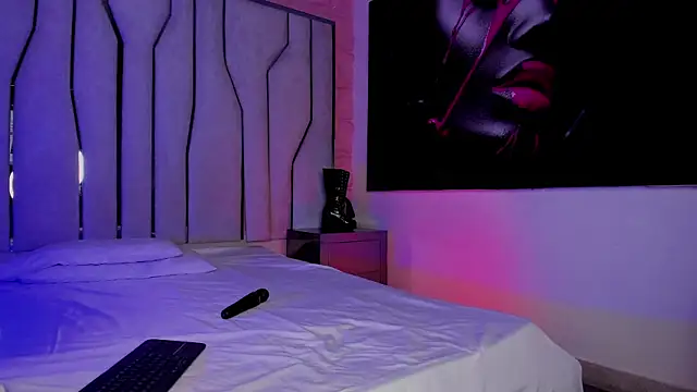 Elektra raven online show from 27, 10, 2025