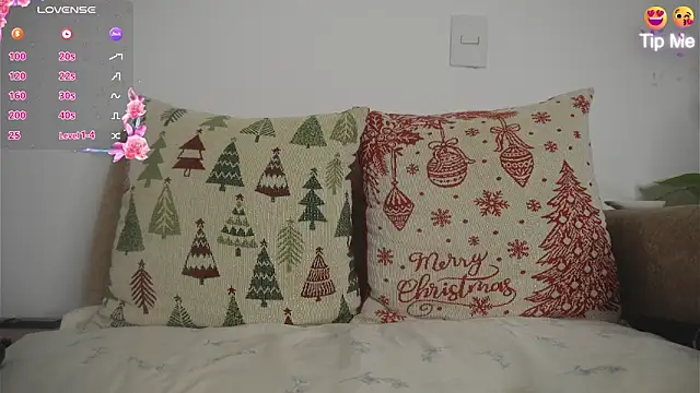 Roxybeautyy online show from 8, 3, 2026