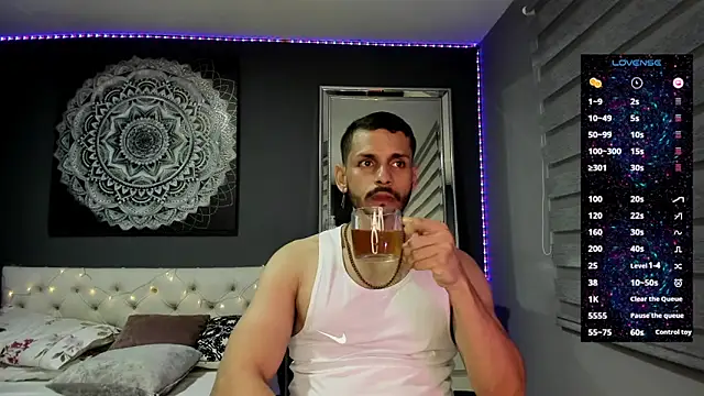 Snapshot of TianZilac chatting on 22, 10, 2025 TianZilac online show from 22, 10, 2025