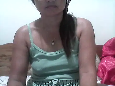 nathalie0045 online show from 13, 3, 2026