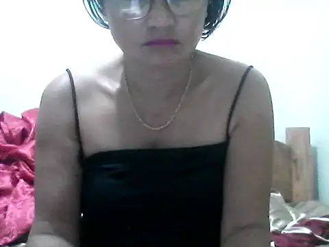 Snapshot of nathalie0045 chatting on 13, 6, 2026 nathalie0045 online show from 13, 6, 2026