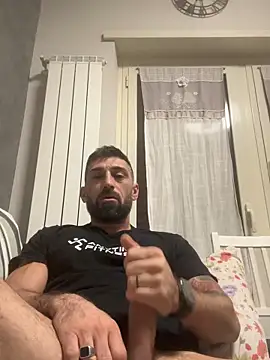 Snapshot of GmGit chatting on 19, 11, 2025 GmGit online show from 19, 11, 2025