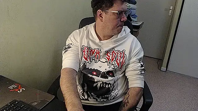 Snapshot of blueandwhite1 chatting on 9, 2, 2025 blueandwhite1 online show from 9, 2, 2025