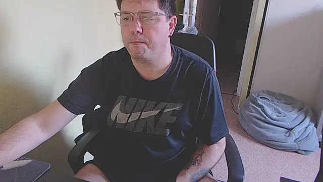 Snapshot of blueandwhite1 chatting on 15, 2, 2025 blueandwhite1 online show from 15, 2, 2025