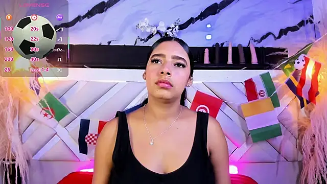 Snapshot of Zoe-Johnson_ chatting on 8, 7, 2026 Zoe-Johnson online show from 8, 7, 2026