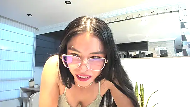 sasha jonne online show from 17, 9, 2025