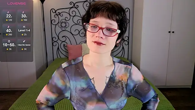 oliviafairy1 online show from 10, 10, 2025