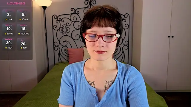 oliviafairy1 online show from 20, 10, 2025