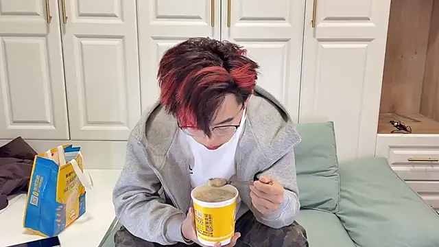 STxuguanhan online show from 22, 10, 2025