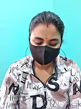 Snapshot of DivyaBhabhi69@xh chatting on 5, 5, 2026 DivyaBhabhi69xh online show from 5, 5, 2026