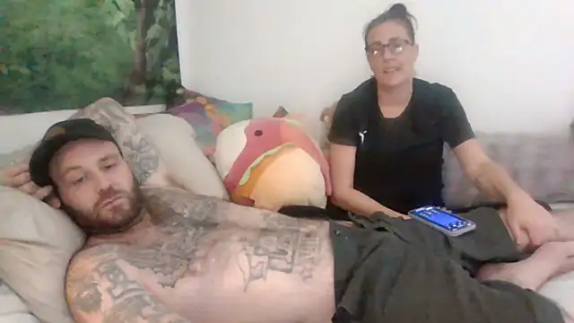 RaynLiz online show from 21, 9, 2025