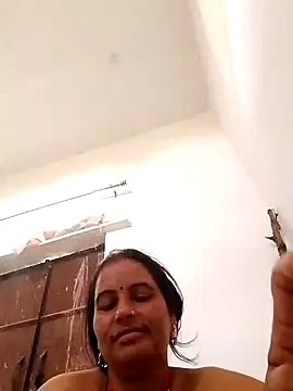 Suhani hot12 online show from 4, 10, 2025