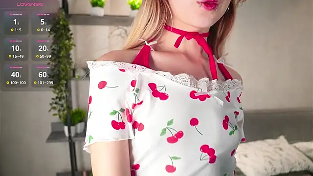 CameliaGlaue online show from 7, 10, 2025