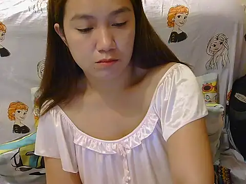 Lovelyclaya online show from 18, 4, 2026