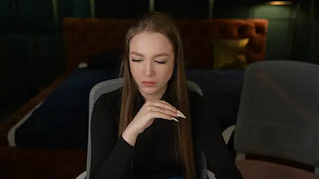 Ella 054 online show from 27, 11, 2025