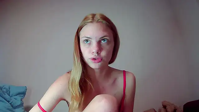 Snapshot of rinabluu chatting on 4, 10, 2025 rinabluu online show from 4, 10, 2025