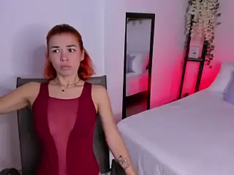 Snapshot of selene_boyer chatting on 14, 10, 2025 selene boyer online show from 14, 10, 2025