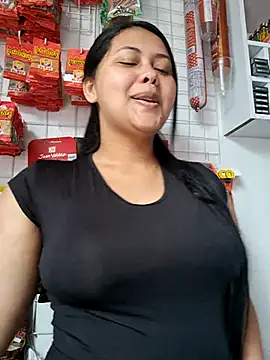 Snapshot of Alessandraa- chatting on 19, 10, 2025 Alessandraa- online show from 19, 10, 2025