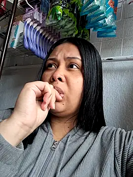 Snapshot of Alessandraa- chatting on 20, 10, 2025 Alessandraa- online show from 20, 10, 2025