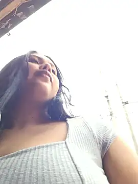 Snapshot of Alessandraa- chatting on 31, 10, 2025 Alessandraa- online show from 31, 10, 2025