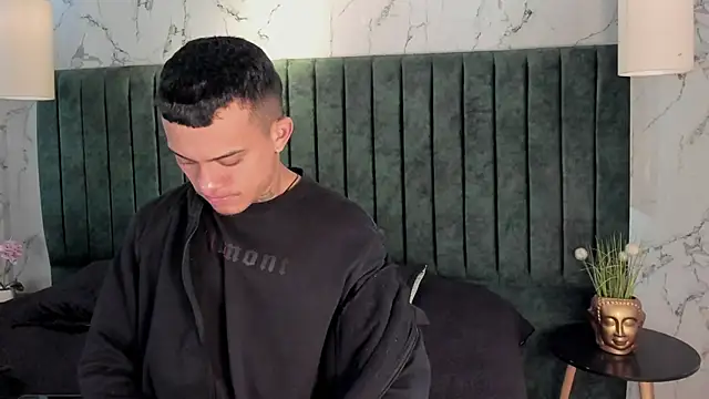 MrJustin  online show from 9, 11, 2025