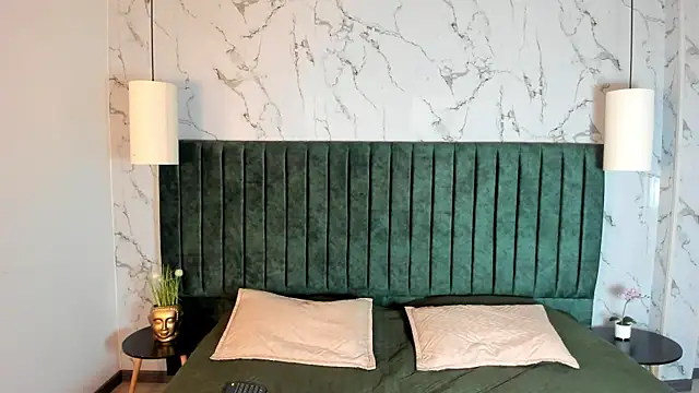 MrJustin  online show from 1, 12, 2025