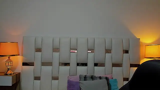 Snapshot of iamCharlotte19 chatting on 10, 7, 2026 iamCharlotte19 online show from 10, 7, 2026