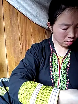 hera-00 online show from 23, 11, 2025