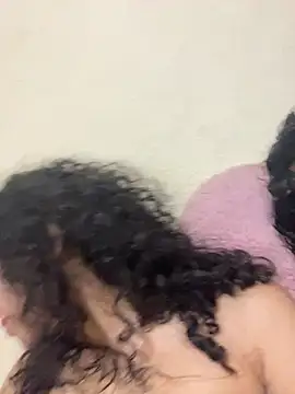 Snapshot of Casal-foda_braba chatting on 29, 6, 2026 Casal-foda braba online show from 29, 6, 2026