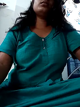 Snapshot of Hot-Jasmin chatting on 9, 10, 2025 Hot-Jasmin online show from 9, 10, 2025